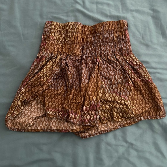 Free people movement shorts - Picture 1 of 3